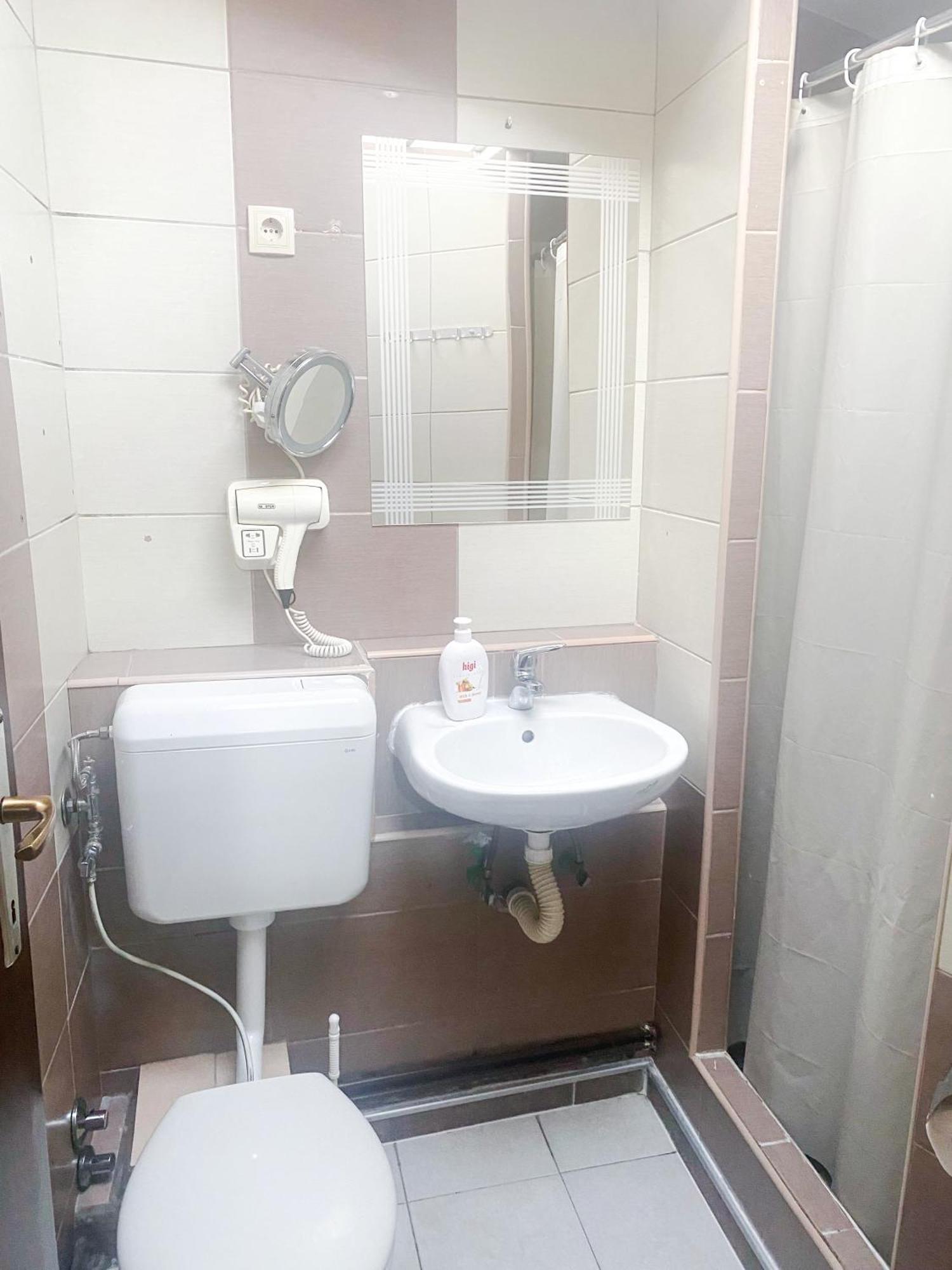 Boutique Villa 84 ซาราเยโว ภายนอก รูปภาพ